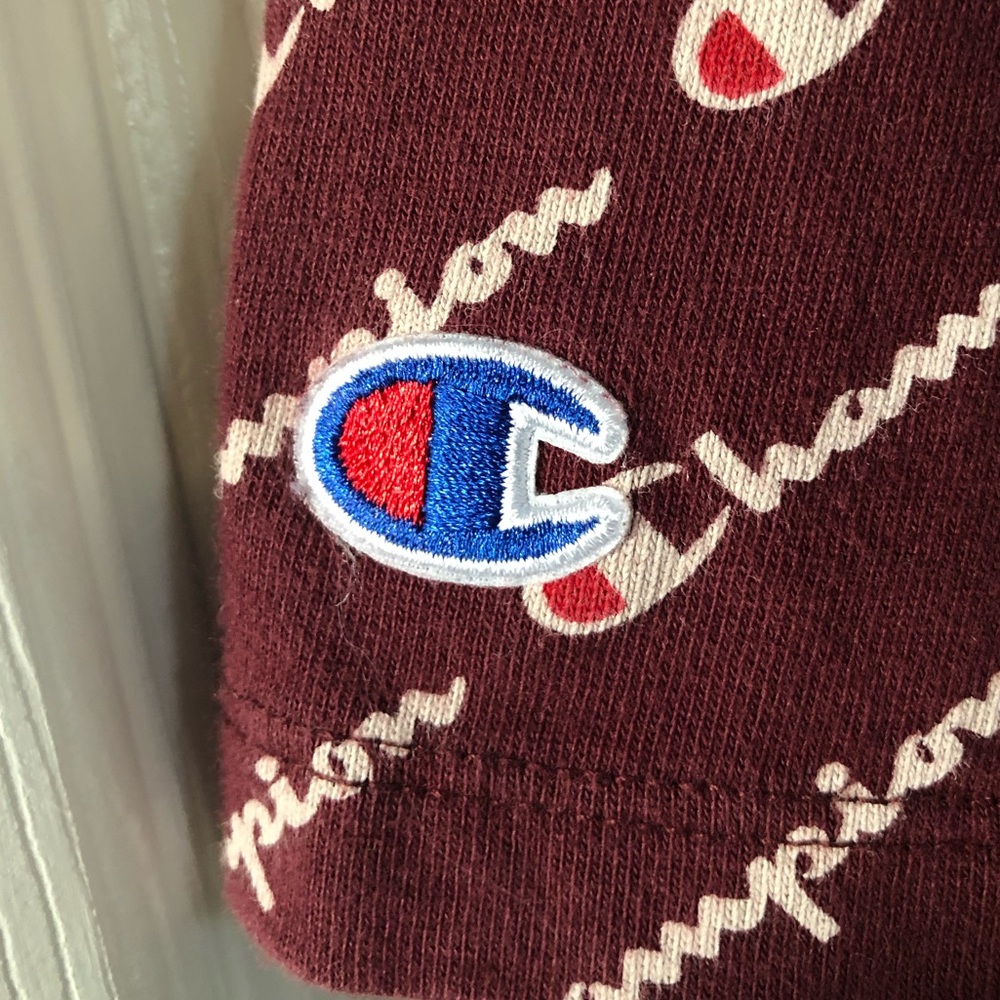 Champion T-Shirt - Picture 3 of 4
